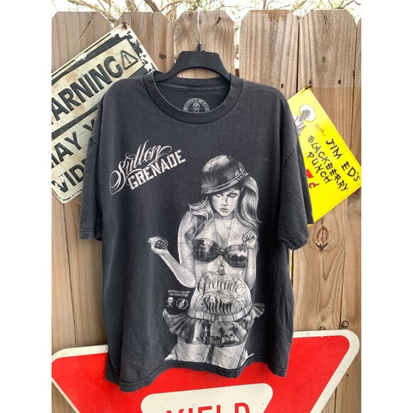 Vintage Y2K Sullen Grenade Art Collective Big print Tshirt Size XL - Picture 1 of 7